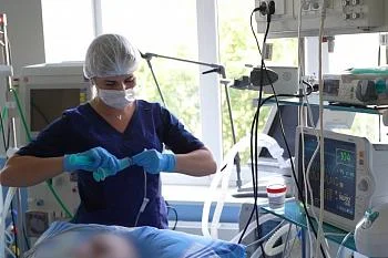 Врачи Центральной городской клинической больницы спасли пациентку после тяжелейших ожогов Врачи Центральной городской клинической больницы спасли пациентку после тяжелейших ожогов