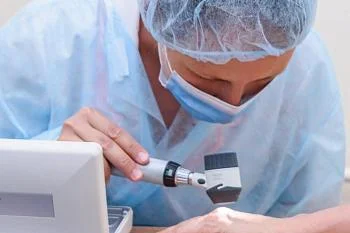 В Центре специализированных видов медицинской помощи прошел «День диагностики меланомы»